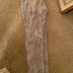 CALIA PATTERNED LEGGING